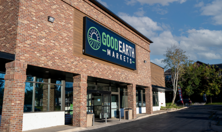 The Good Earth – Locations & Hours